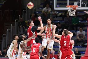 Džoel Bolomboj na utakmici Crvena zvezda Beč