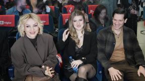 Goca Tržan sa mužem i ćerkom  (2).jpg