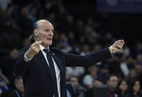 Anadolu Efes - Virtus Bolonja (4).jpg