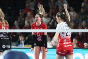Ub - Tent, finale Kupa odbojkašica (2).jpg