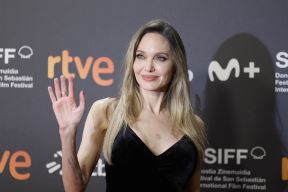 Anđelina Džoli premijera filma Couture (4).jpg