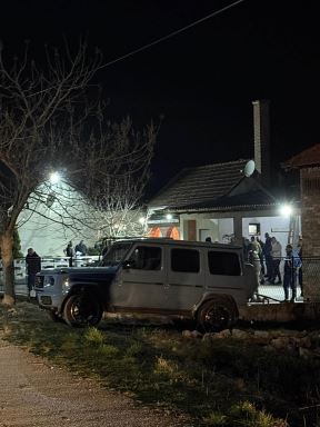 Muk ispred doma Darka Lazića (4).jpg
