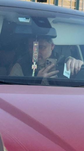 Decko Rade Manojlovic Snimili smo izbliza partnera pevacice kog krije od javnosti (4).jpg