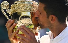 Novak Đoković osvojio Vimbldon 2022. godine  (5).jpg