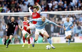 Arsenal - Mančester Siti (2).jpg