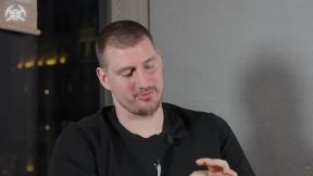 Nikola Jokić pokazuje ožiljke (2).jpg