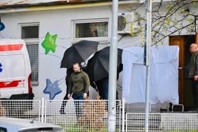 Dečak ubica vraćen u kliniku posle saslušanja (5).jpg