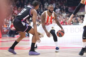 Crvena zvezda - Pariz (2).jpg