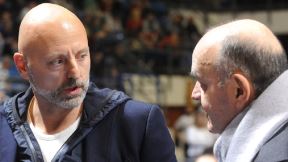 Saša Obradović razgovara sa Duškom Vujoševićem