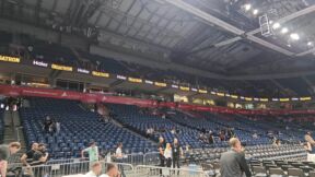Arena prazna sat vremena pred meč Partizan - Crvena zvezda 1.jpg