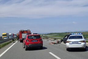 Prve fotografije nesreće kod Rume (4).jpg