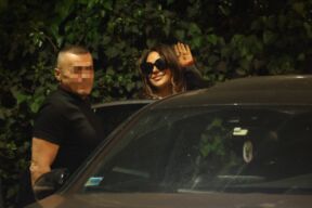 Ana Nikolić i obezbeđenje Todor Došen