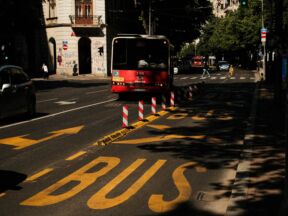 gsp_žuta_traka_trolejbus_autobus_gradski_prevoz_trasa_stefan_stojanović_ (4).jpg