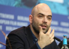 Roberto Savijano (5).jpg