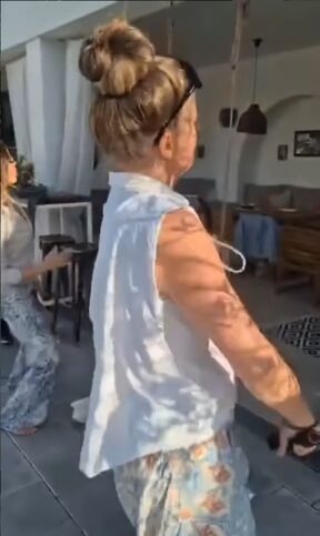 Glumica Hristina Popović smršala 30 kilograma (6).png