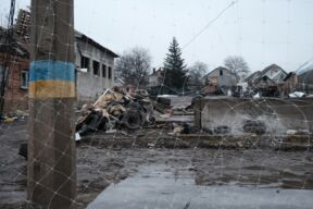 Grad Druživka u Ukrajini uništen u ratu (4).jpg