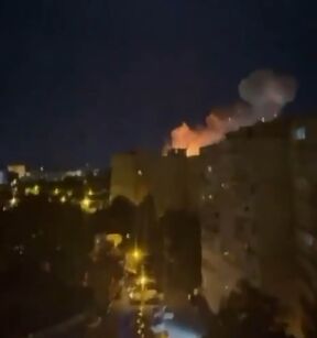 Ruski dron pogodio stambenu zgradu u gradu Galaci u Rumuniji (3).jpg