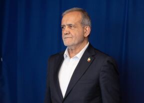 Masud Pezeškijan