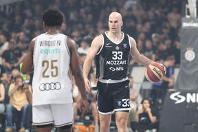 Dubai vs Partizan (2).jpg