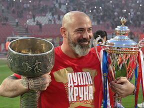 Trener Crvene zvezde Dejan Stanković.