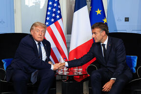 Donald Tramp i Emanuel Makron (3).jpg