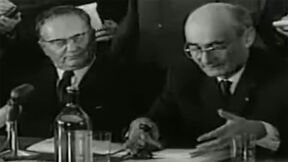Neverovatna životna priča Emirika Bluma.jpg