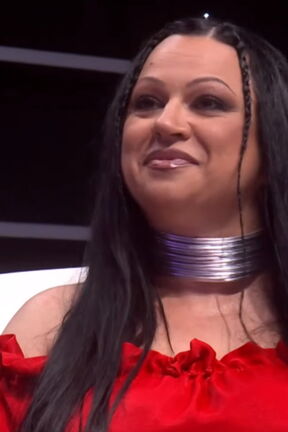 Ivana Lola Šalipur Nikad Nije Kasno.jpg