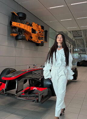 Inna (5).png