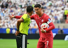 Uzbekistan - Portugal (4).jpg