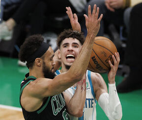 Lamelo Ball (4).jpg