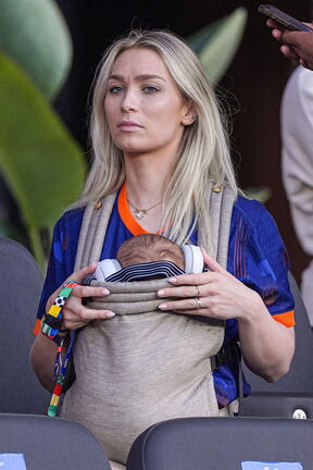Noa van der Bij devojka Kodija Gakpa sa sinom