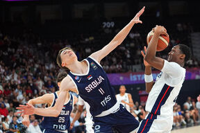Srbija-Amerika Svetsko prvenstvo U17 (4).jpg