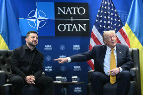Tramp i Zelenski razgovarali na NATO samitu.jpg