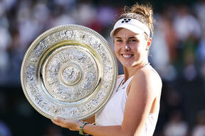 Linda Noskova šampionka Vimbldona 2.jpg