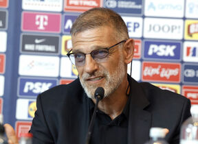 Slaven Bilić na konferenciji za medije (2).jpg