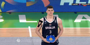 Nikola Džepina utučen posle poraza u finalu (4).jpg