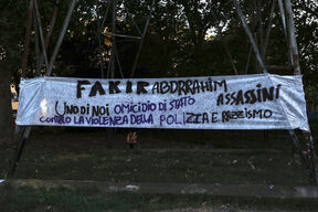 Protesti u Bolonji zbog policijske brutalnosti (2).jpg
