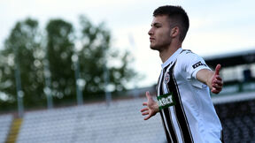Samed Baždar proslavlja gol u dresu Partizana