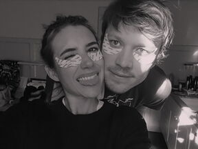 Ema Roberts Kodi Džon (4).png