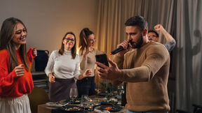 Kućna karaoke žurka