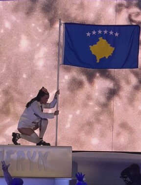 Kejti Peri zastava Kosova (1).jpg