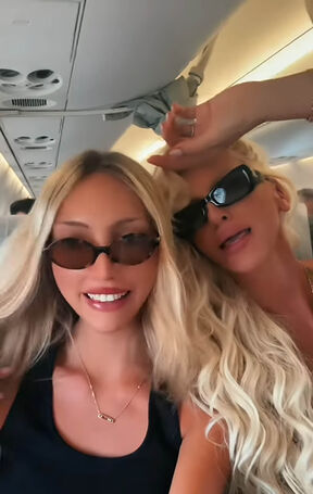 Jelena Karleuša Atina (4).jpg