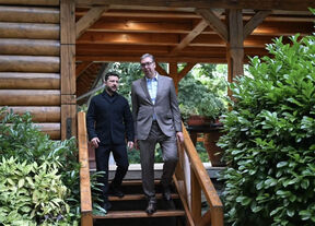 Aleksandar Vučić i Volodimir Zelenski 3.jpg