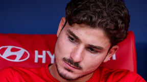 Hulijan Alvarez zamišljen na klupi Atletiko Madrida