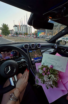 Marijana Zonjić dobila auto na poklon  (4).jpg