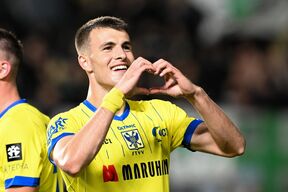 Samed Baždar proslavlja gol