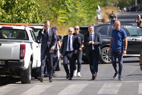 Delegacija Crvene zvezde na sahrani Ratka Mladića (3).jpg