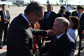 Vučić dočekao predsednika Uzbekistana