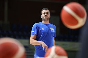 Nikola Rebić (3).jpg