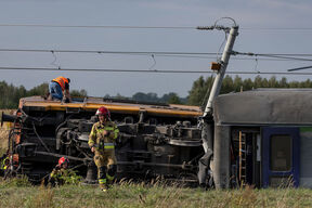 Sudar voza i kamiona u Poljskoj (4).jpg
